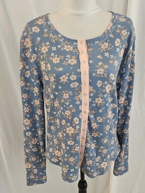 Blakely Womens Waffle Knit Henley Top Navy & Pink Floral Snap Closure